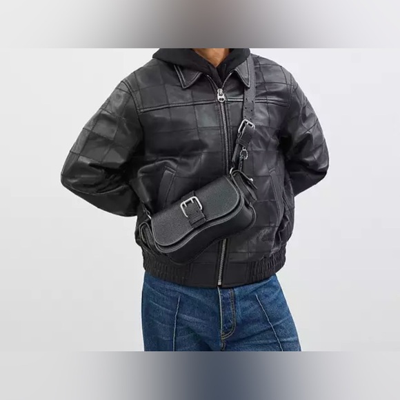 Cargo Wavy Dinky Bag In Pebbled Coachtopia Leather - Picture 11 of 14